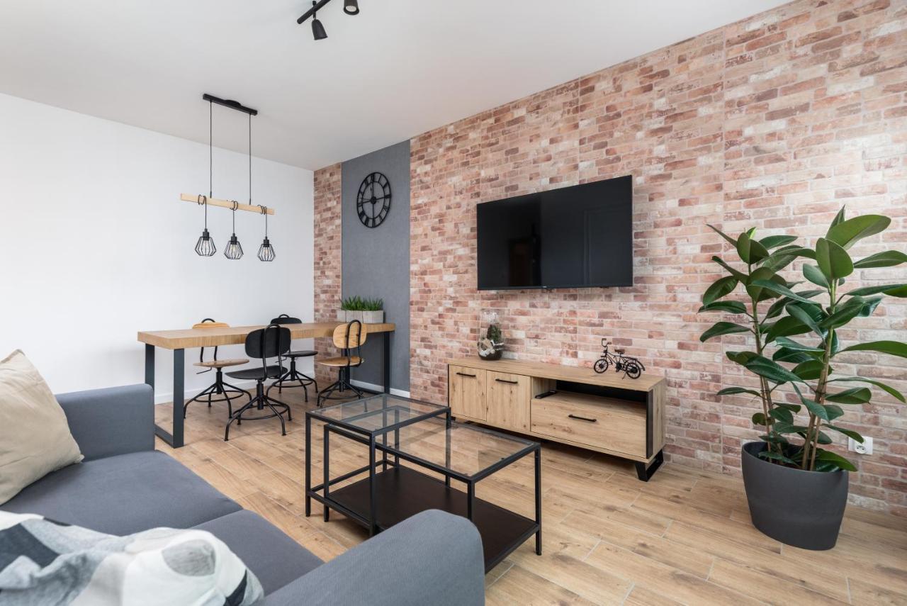 Apartment Old Town Black
